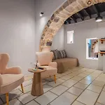 Katharsis - 15th C Venetian Palace - Naxos Old Town Iii Apartmán *