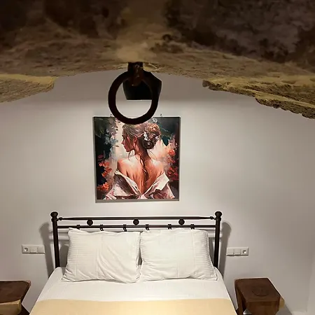 Katharsis Palace 15th Century Art At Naxos Old Town Iii Naxos City