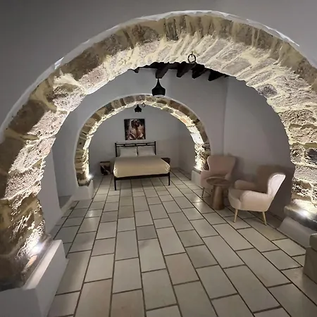 Katharsis - 15th C Venetian Palace - Naxos Old Town Iii * Naxos City