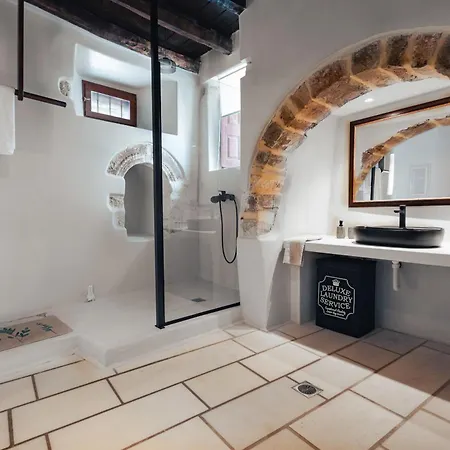 Katharsis - 15th C Venetian Palace - Naxos Old Town Iii 公寓 Naxos City